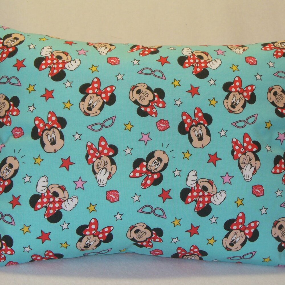 Minnie Kisses Travel Pillow